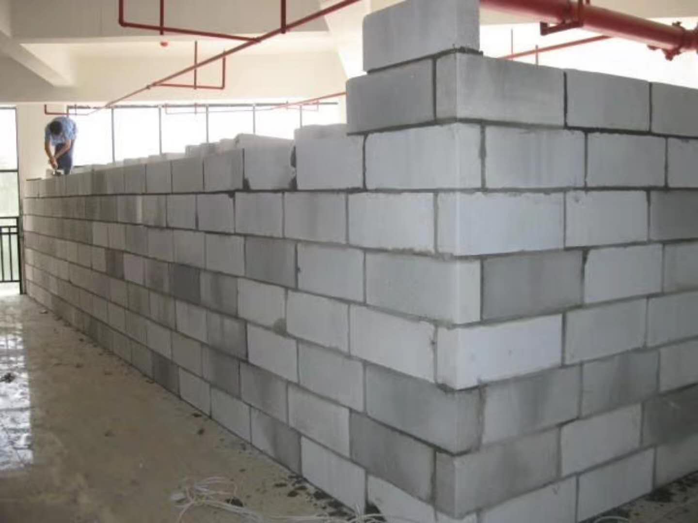 义马蒸压加气混凝土砌块承重墙静力和抗震性能的研究